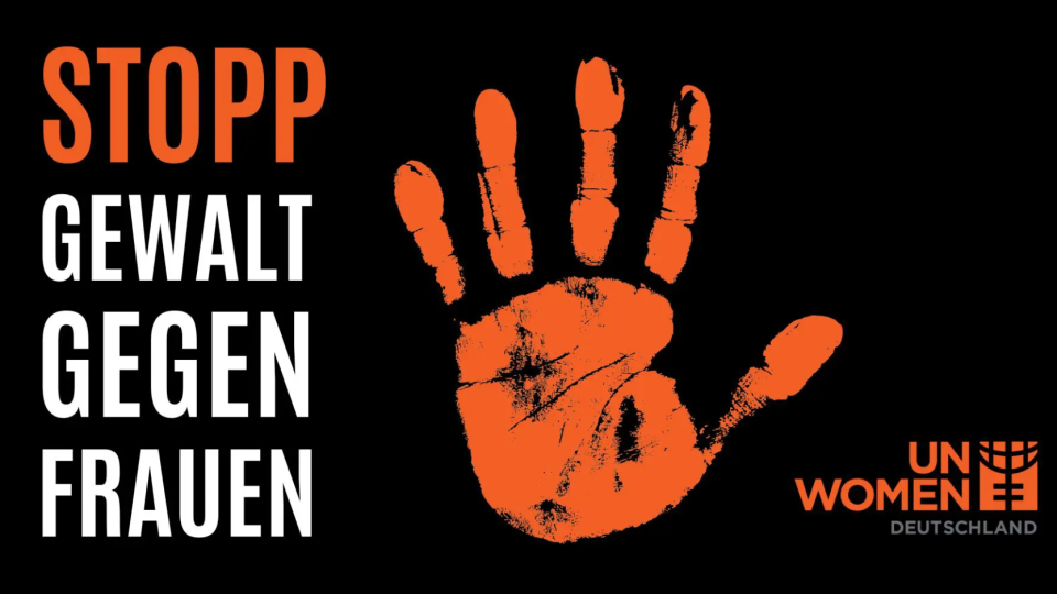 Text "Stopp Gewalt gegen Frauen", roter Handabdruck, Logo UN Women, schwarzer Hintergrund